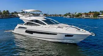 Sunseeker 68 Sport Yacht