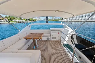 Thumbnail von Sunseeker 68 Sport Yacht