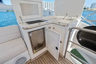 Thumbnail von Sunseeker 68 Sport Yacht