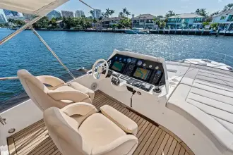 Thumbnail von Sunseeker 68 Sport Yacht