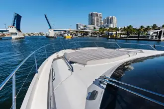 Thumbnail von Sunseeker 68 Sport Yacht