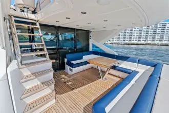 Thumbnail von Sunseeker 68 Sport Yacht
