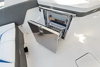 Thumbnail von Tiara Yachts 34LX
