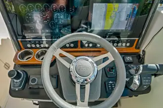 Thumbnail von Tiara Yachts 34LX