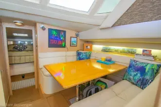 Thumbnail von Tiara Yachts 4300 Convertible  Salsipuedes
