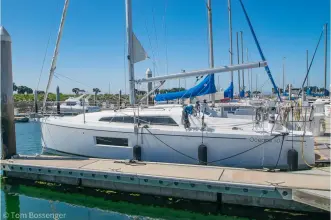 Thumbnail von Beneteau Oceanis 30.1 Skylight