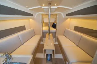 Thumbnail von Beneteau Oceanis 30.1 Skylight