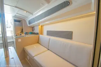 Thumbnail von Beneteau Oceanis 30.1 Skylight