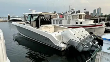 Thumbnail von Boston Whaler 380 Outrage