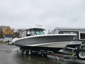Thumbnail von Boston Whaler 380 Outrage