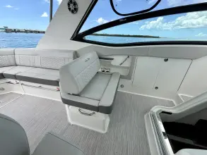 Thumbnail von Sea Ray 320 Sundancer Outboard