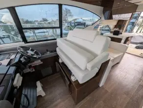 Thumbnail von Cruisers Yachts 54 Cantius