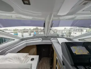 Thumbnail von Cruisers Yachts 54 Cantius