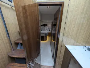 Thumbnail von Cruisers Yachts 54 Cantius