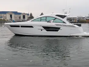 Thumbnail von Cruisers Yachts 54 Cantius