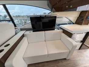 Thumbnail von Cruisers Yachts 54 Cantius