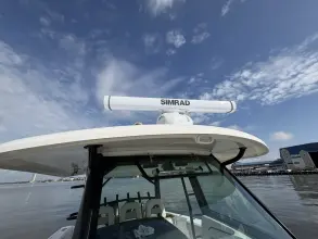 Thumbnail von Boston Whaler 380 Outrage