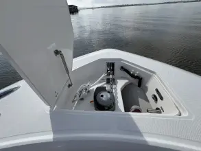 Thumbnail von Boston Whaler 380 Outrage