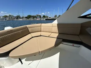 Thumbnail von Sea Ray 320 Sundancer Outboard