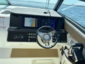 Thumbnail von Sea Ray 320 Sundancer Outboard