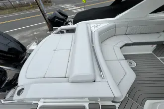 Thumbnail von Sea Ray SLX 310 Outboard