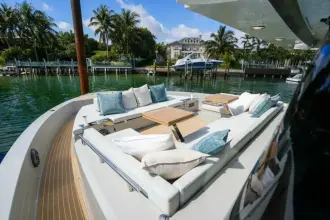 Thumbnail von De Antonio Yachts D60