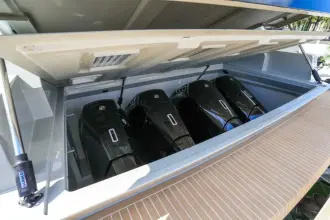 Thumbnail von De Antonio Yachts D60