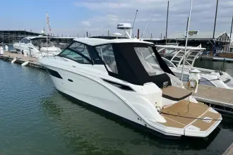 Thumbnail von Sea Ray 320 Sundancer