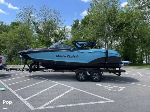 MasterCraft X22