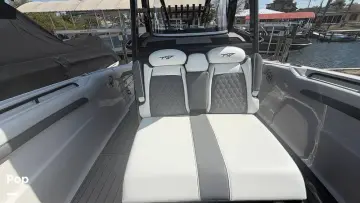 Thumbnail von Tidewater Boats 320 CC Adventure