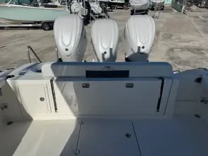 Thumbnail von Cobia 350 Center Console