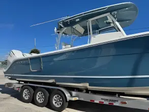Thumbnail von Cobia 350 Center Console
