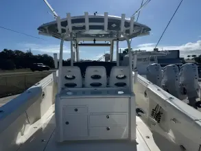Thumbnail von Cobia 350 Center Console