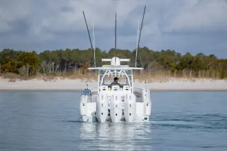 Thumbnail von Yellowfin 42 Offshore