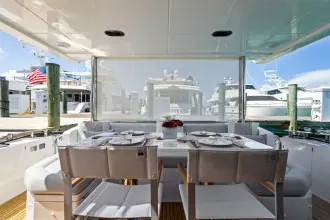 Thumbnail von Azimut 60 Fly