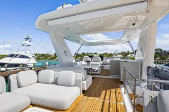 Thumbnail von Azimut 60 Fly