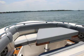 Thumbnail von Boston Whaler 350 Realm