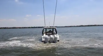 Thumbnail von Boston Whaler 350 Realm
