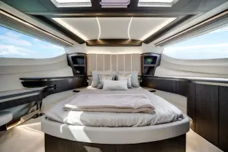 Thumbnail von Galeon 560 FLY