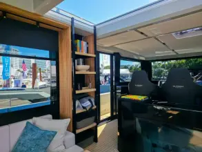 Thumbnail von De Antonio Yachts D60