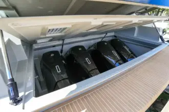Thumbnail von De Antonio Yachts D60
