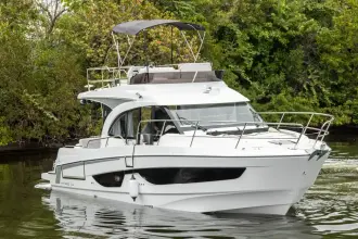 Thumbnail von Beneteau Antares 11