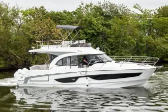 Thumbnail von Beneteau Antares 11
