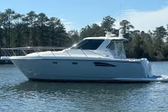 Thumbnail von Tiara Yachts 3600 Sovran Salina