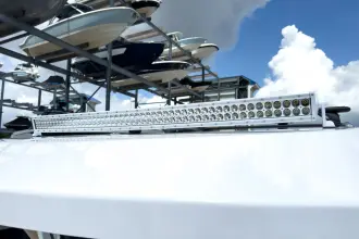 Thumbnail von Cruisers Yachts 38 VTR