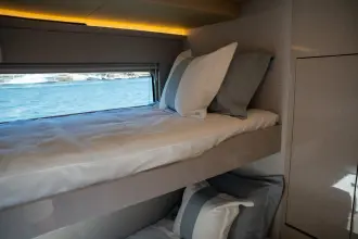 Thumbnail von Cruisers Yachts 50 FLY