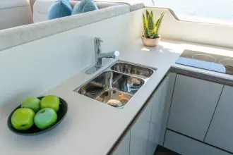 Thumbnail von Cruisers Yachts 50 FLY