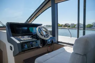 Thumbnail von Cruisers Yachts 50 FLY