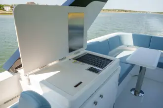 Thumbnail von Cruisers Yachts 50 FLY
