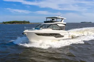 Thumbnail von Cruisers Yachts 50 FLY